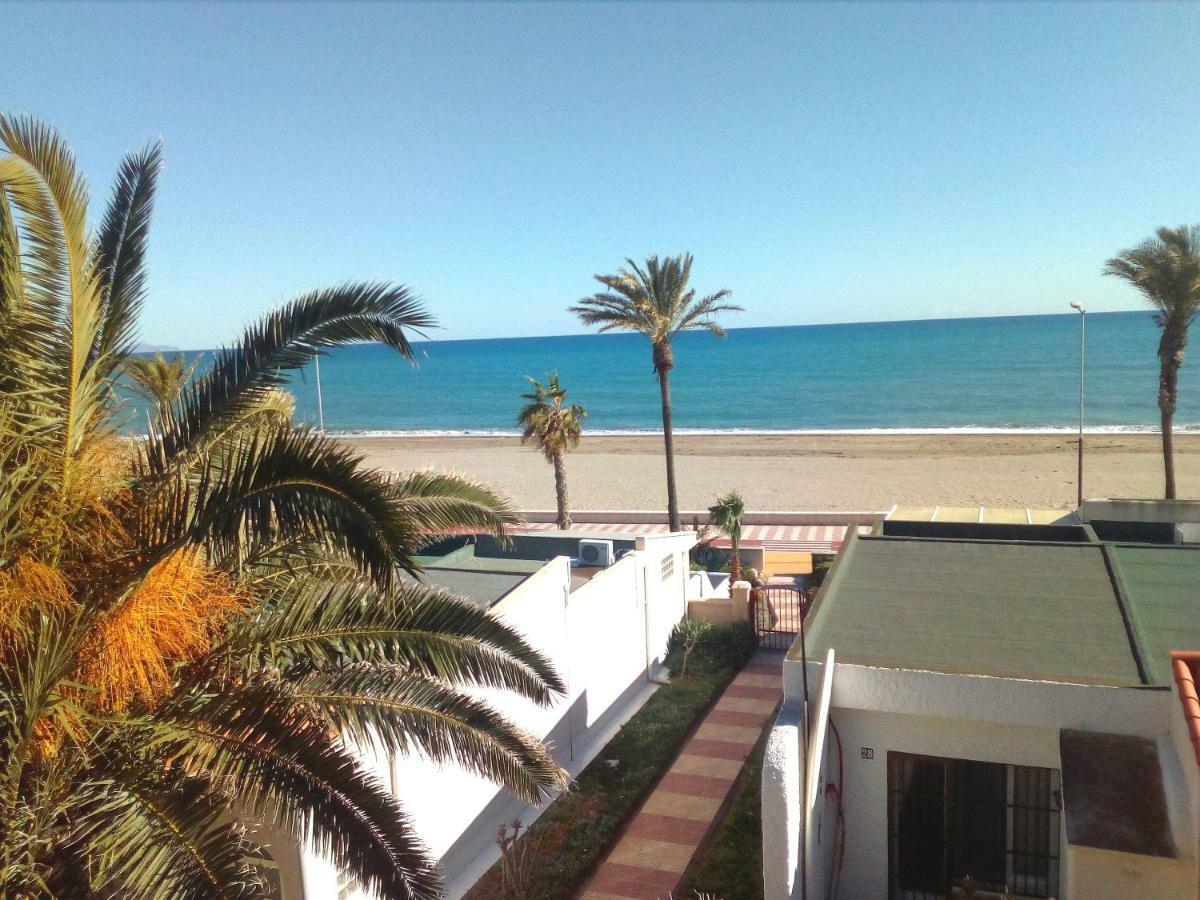 Estudio Frente Al Mar Roquetas de Mar Ngoại thất bức ảnh